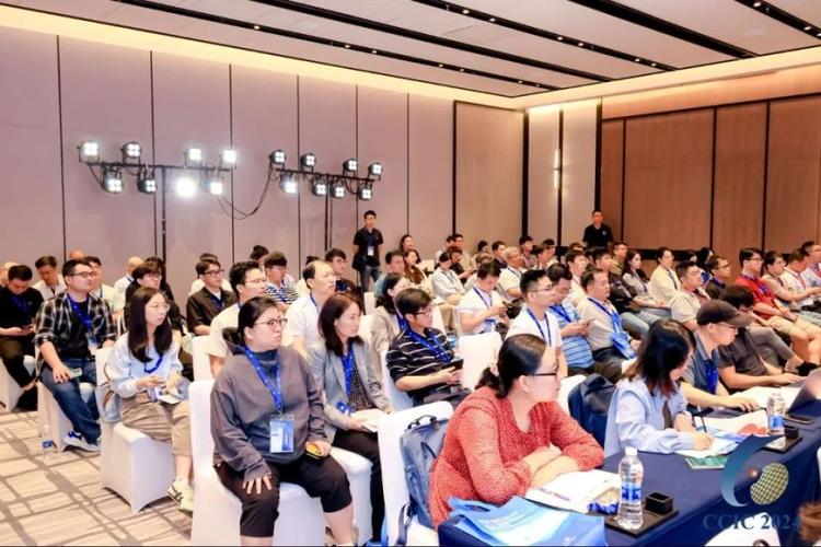 携手共进，智创未来——来自国防科技大学、上海交通大学、电子科技大学、西安交通大学、北京邮电大学与北京微就科技的联合展望